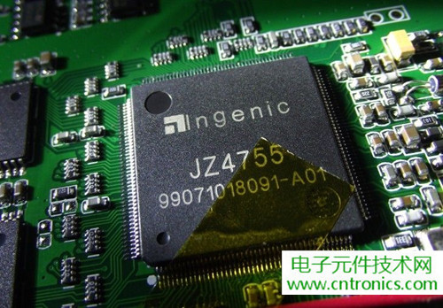 探秘電子紙！一款電紙書的電子墨水屏拆解