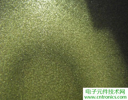 探秘電子紙！一款電紙書的電子墨水屏拆解