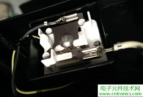 PM2.5殺手！松下納米水離子空氣凈化器拆解