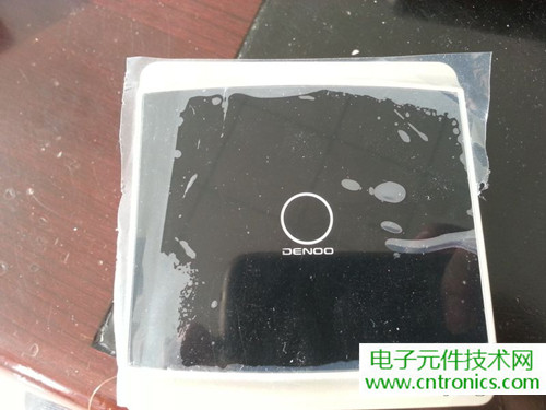 一款觸控開關(guān)拆解，做工不錯(cuò)