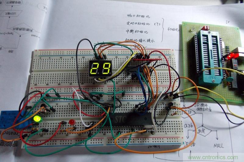 牛人全手工DIY:微電腦智能溫控市電開(kāi)關(guān)