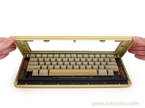 拆！古董級(jí)Macintosh 128K電腦