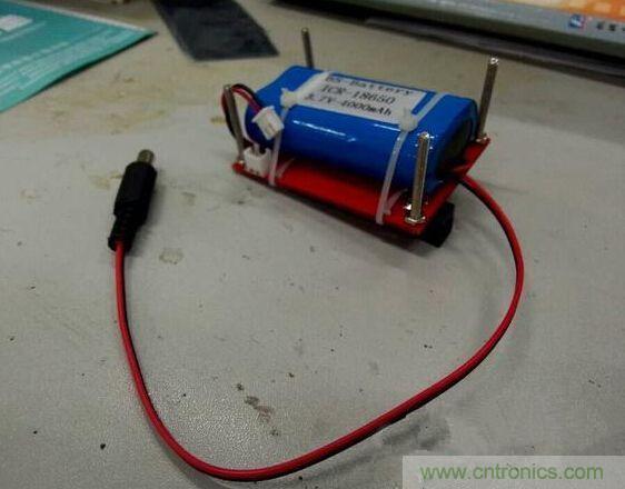DIY神器：夜間不間斷電源，大學(xué)通宵嗨翻天！