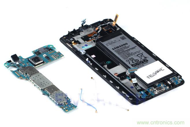Galaxy Note5拆解，與S系列差距日漸模糊