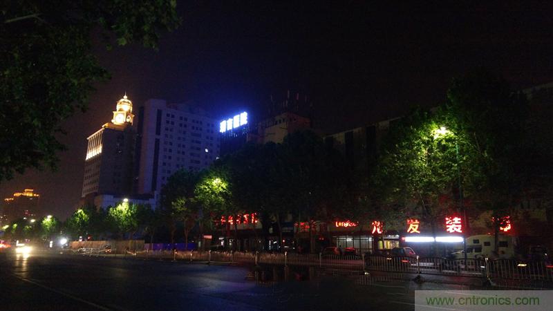 無邊框的 nubia Z9 ，一款既有驚喜，又有驚艷的智能手機