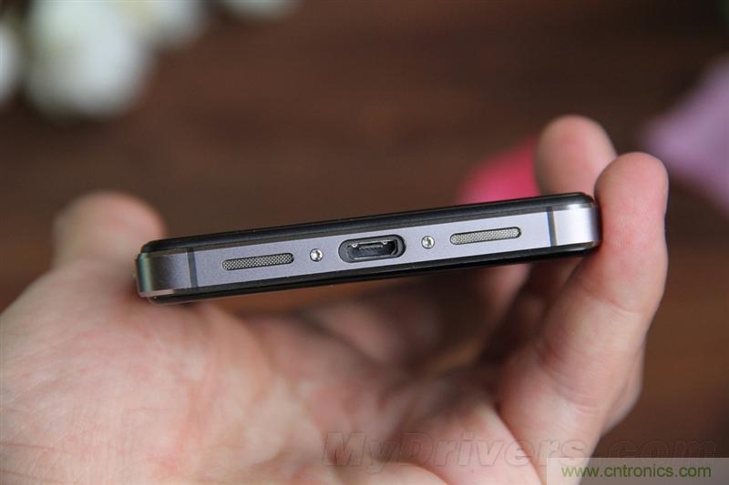 無邊框的 nubia Z9 ，一款既有驚喜，又有驚艷的智能手機