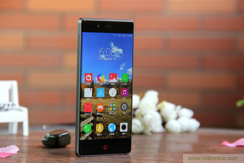 無邊框的 nubia Z9 ，一款既有驚喜，又有驚艷的智能手機