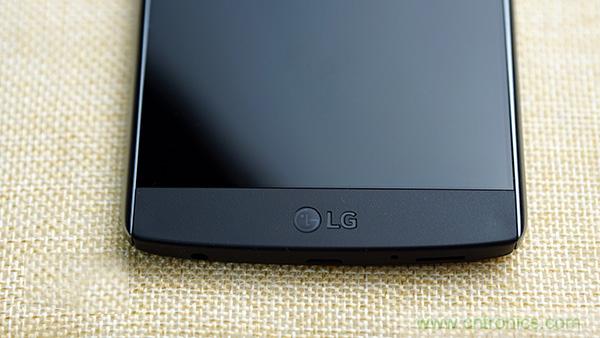 業(yè)界良心 LG V10 評測:剛毅、冷峻，不失人性化