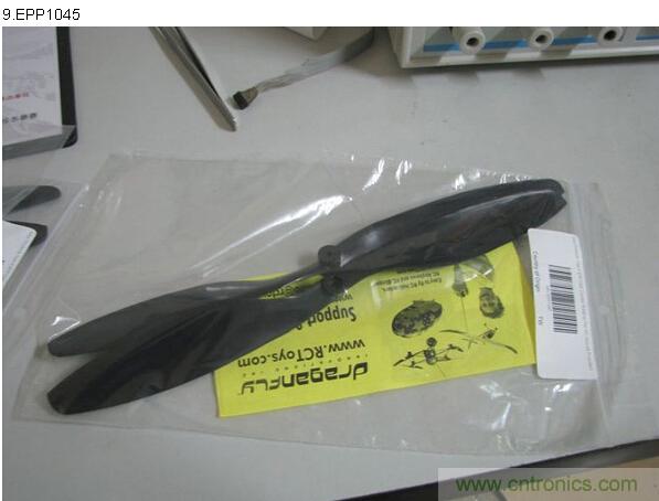 無人機 DIY 制作全過程，酷得不要不要的！