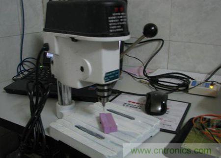 無人機 DIY 制作全過程，酷得不要不要的！