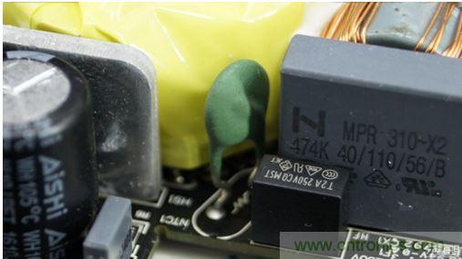 69元小米4口USB充電器詳細(xì)拆解，看完你也能DIY一個(gè)