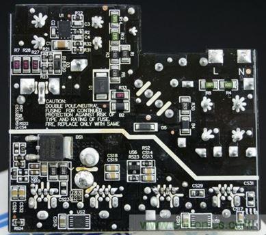 69元小米4口USB充電器詳細(xì)拆解，看完你也能DIY一個(gè)