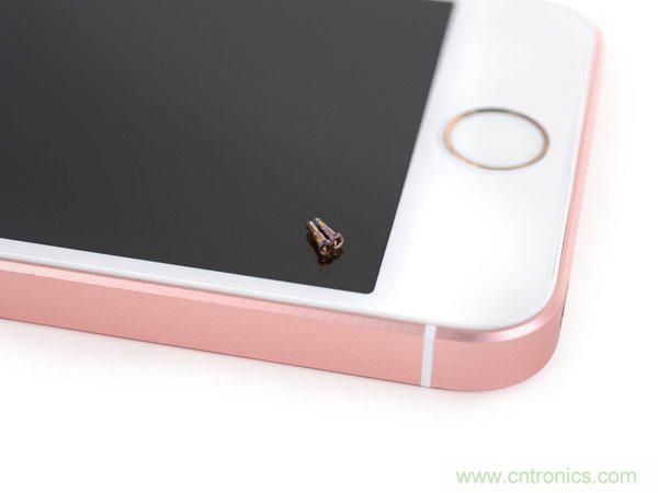 有什么地方?jīng)]有變？iPhone SE真機拆解