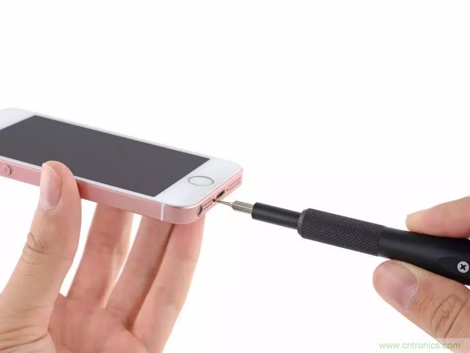 有什么地方?jīng)]有變？iPhone SE真機拆解