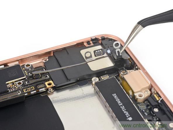 iPhone 8首拆：無線充電版本的iPhone 7？