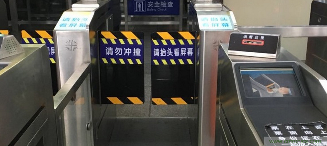 “刷臉”進(jìn)站，火車站的人臉識(shí)別靠譜嗎？