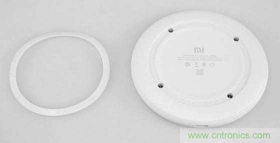 拆解對比：系出同門，小米、紫米無線充電器的差別有多大？