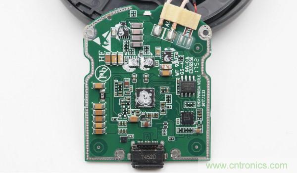 拆解華為保時捷設(shè)計快充無線充電器：憑啥能賣699？