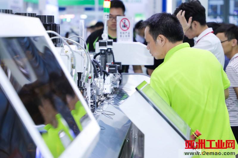 【線(xiàn)束展會(huì)回顧】匠心品質(zhì)宏晟機(jī)械-推出的新產(chǎn)品很受市場(chǎng)青睞?