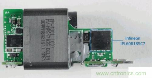 對比 SiC、GaN 和硅，哪種 AC 適配器性能最好？