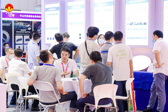沉浸式體驗官招募中 ，2023寧波照明展觀展福利大放送！